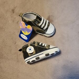 Brand New NWT Valen Sina Baby Baby Camo Baby Sneakers - 2